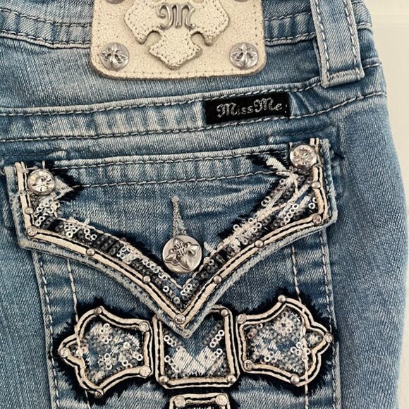 Mid Rise Boot Cut Miss Me Jeans - Picture 1 of 5